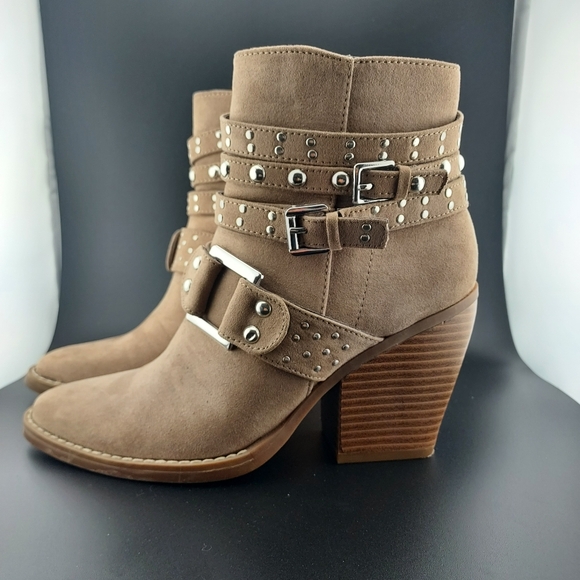 Steve Madden Shoes - Women's Madden NYC Kalleen taupe ankle boots - Size 6M